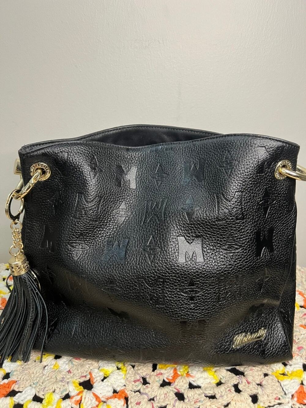 Metrocity Black Embossed Pebbled Leather Shoulder Bag Tassel Italy